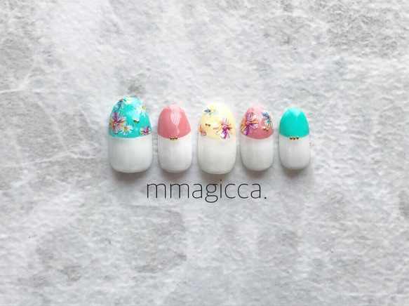 (30) ネイルチップ/大人/可愛い/お花/ネイルアクセサリー/春/初夏/夏 1枚目の画像