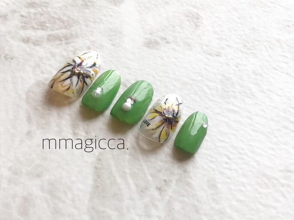 (37) ネイルチップ/大人/可愛い/お花/上品/お洒落/ネイルアクセサリー/春/初夏/夏 3枚目の画像