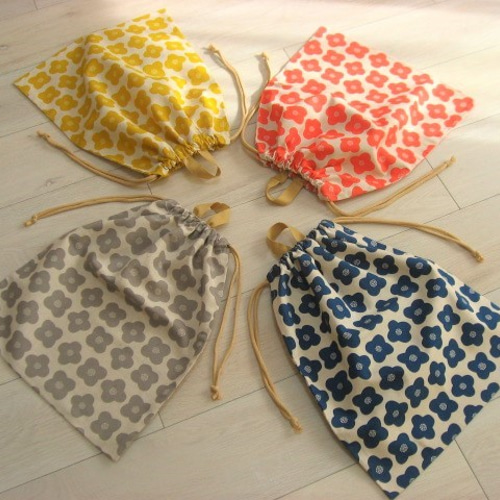 【送料0円】 リクエスト品 花柄 2点セット 巾着袋 ハンドメイド 弁当箱・弁当袋