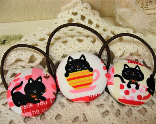 くろねこナナ様ご確認用☆ハンドメイド　ヘアゴム 19-48◇ハンドメイド大きなヘアゴム3本セット◇可愛いくろねこ