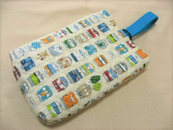 13-85◆SALE◆シューズバッグ◆２５×２０ｃｍ＊マチ４ｃｍ◆新幹線＆電車柄◆総キルティング◆入園準備＊入学準備◆ 1枚目の画像