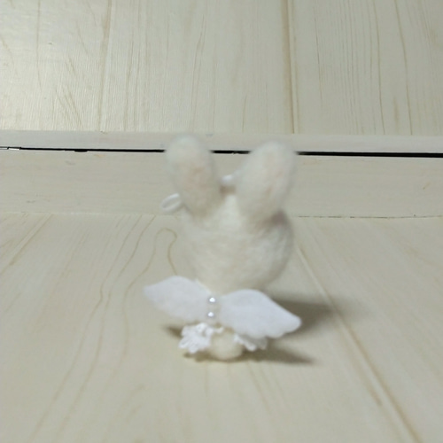 羊毛フェルト うさぎ 小さなうさぎ天使 ゆめかわ 動物 ナチュラル雑貨
