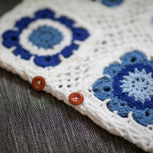 ハンドメイドかぎ針編み 青花/お花 モチーフ編みクッションカバー/鍵