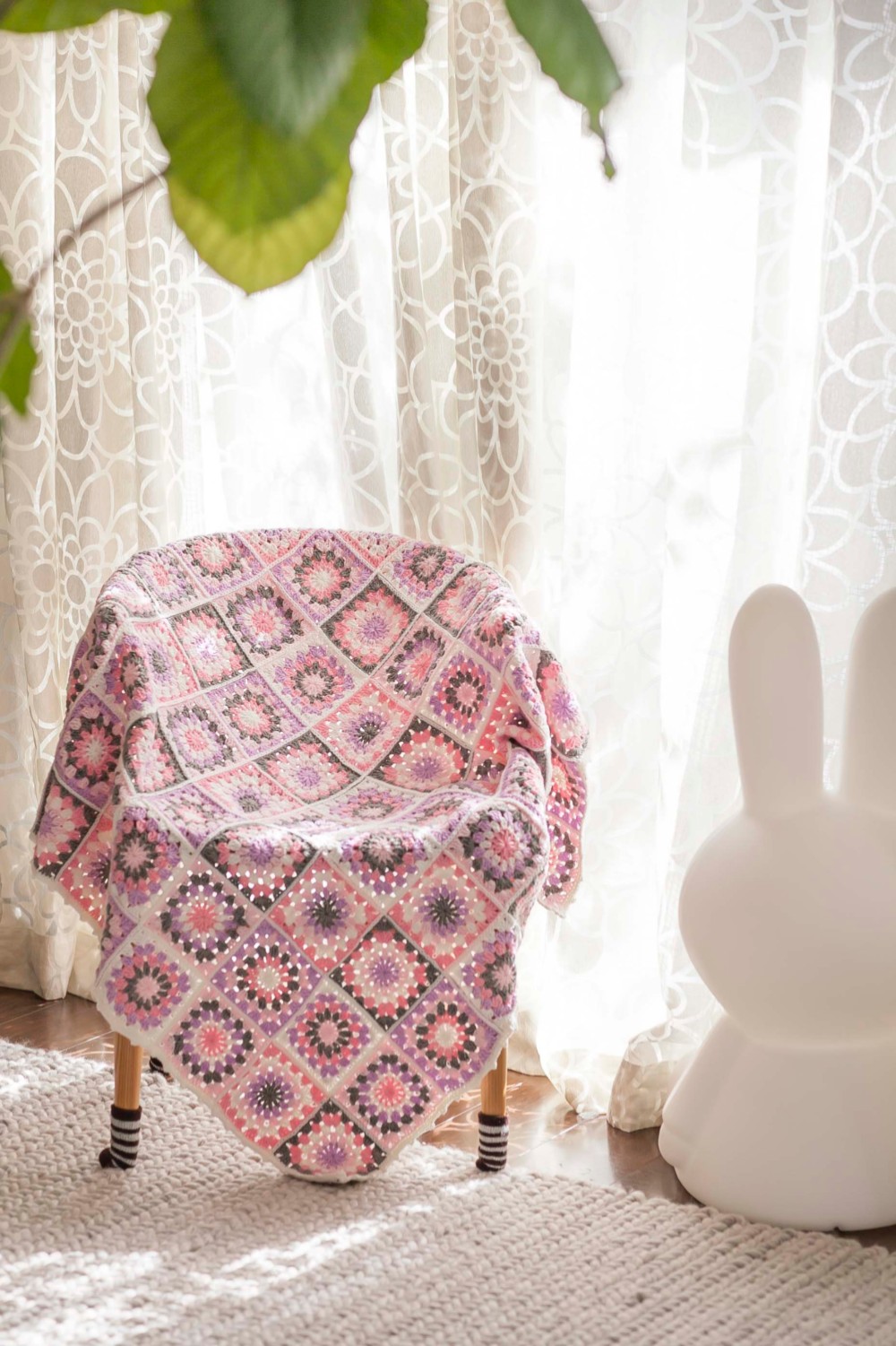 新作 ❁ピンクコスモス❁モチーフ ひざ掛け❁編み物/かぎ針編み/鍵編み/ブランケット ソファーカバー 10,949円