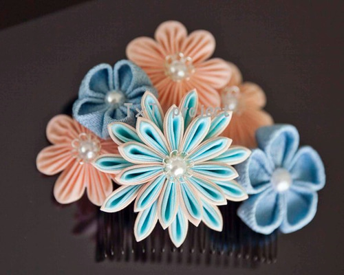 つまみ細工 梅の櫛かんざしセット 着物 成人式 振袖 日本髪 簪 髪飾り Prices down2】髪飾り つまみ細工かんざし2本セット 「桃×白 梅