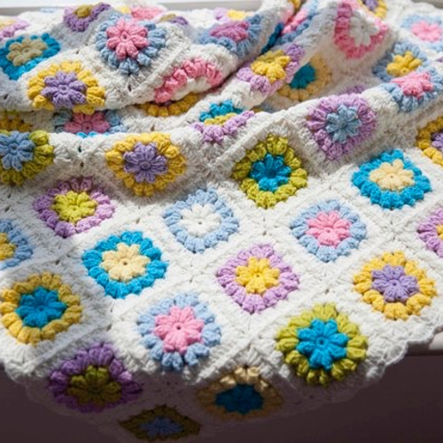 ハンドメイドかぎ針編み お花 モチーフ編み ❁ マカロン❁手作り