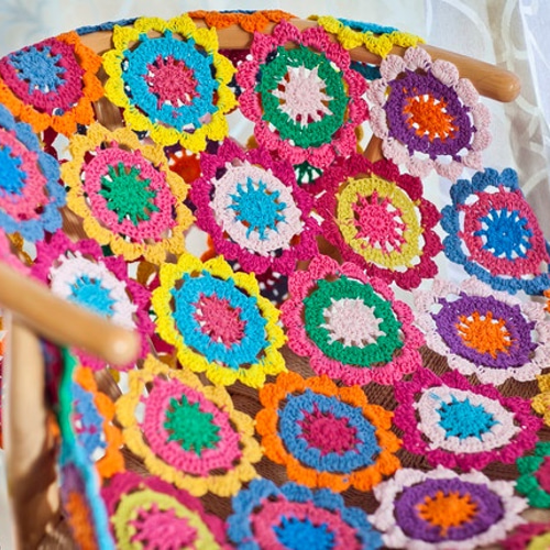 お花のモチーフ編み♡マルチカバー♡ブランケット♡ショール♡ストール 2024.6.2(Sun) お花モチーフ~Rose~のマルチカバー🌹 ♔purple ♔pink