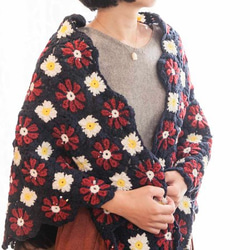 春夏秋♪お花のモチーフ レース編みポンチョ ☆ クリックポスト可 クリックポスト可 春夏秋♪お花のモチーフ ☆ レース編みポンチョ