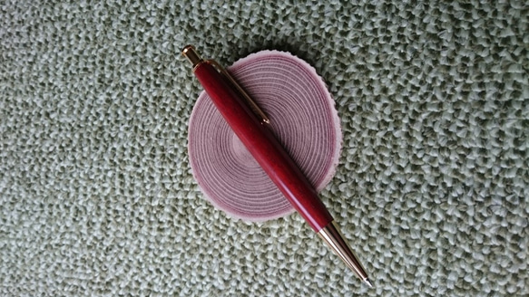 木製ボールペン　パドック　名入れ可 4枚目の画像