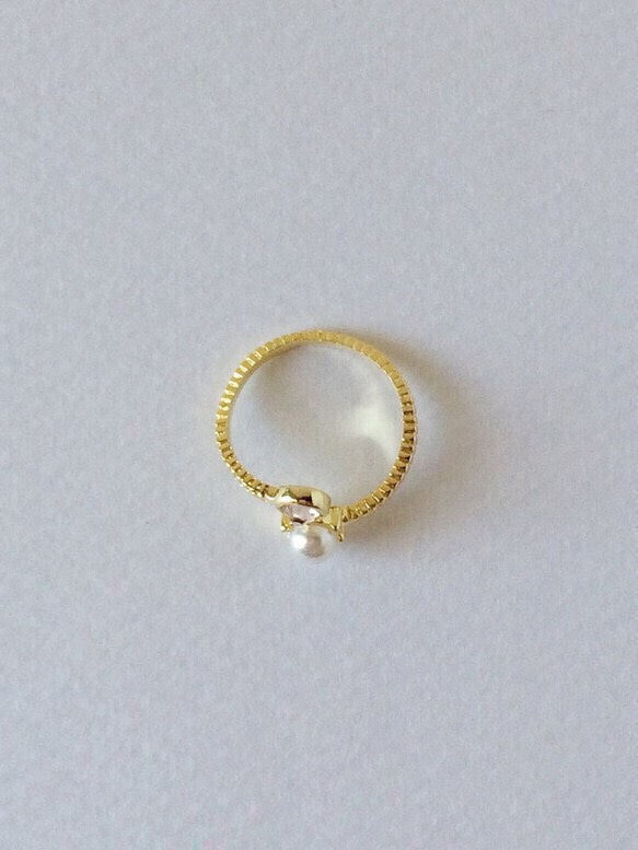pearl & crystal pinkie ring〜パールと選べるクリスタルのピンキーリング〜 3枚目の画像