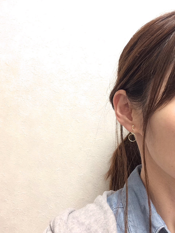 〈再々販〉double rings earring〜2つのリングが揺れるイヤリング〜 1枚目の画像