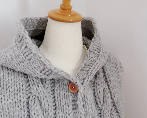 【羊毛】BURBERRY BLACK LABEL フード付きケーブル編みベスト 1_8f3ef63e4b2a2cfb5fd62131293e