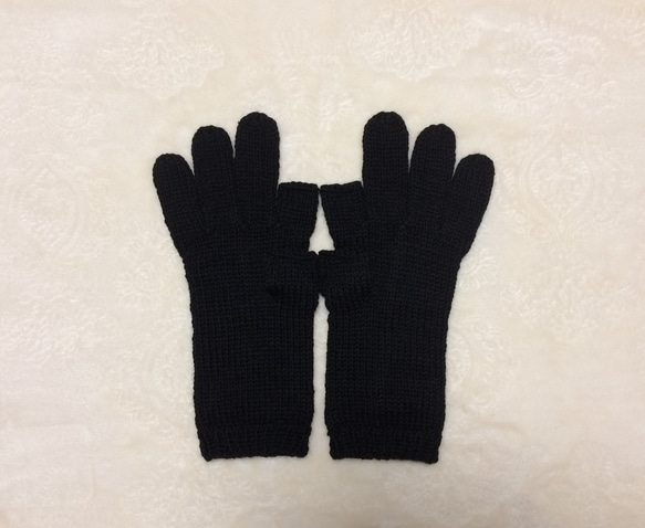 【受注制作】メンズスマホ対応手袋メリノウール100%黒 3枚目の画像