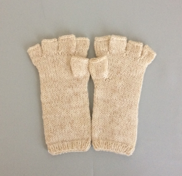 【受注制作】手袋アルパカ×ラムウール オフホワイトベージュ系(M) 2枚目の画像