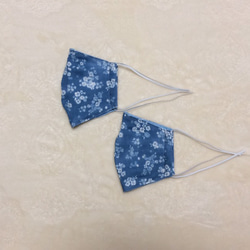 2枚セット小花柄のダブルガーゼマスク大人用 ブルー系 3枚目の画像