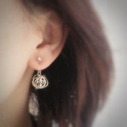 *一粒クリスタル ♡ wire ball earring* 【silver】 3枚目の画像