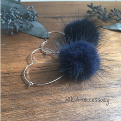 **heart❥hoop pierce×fur**         【SLVER×Navy Blue】 2枚目の画像