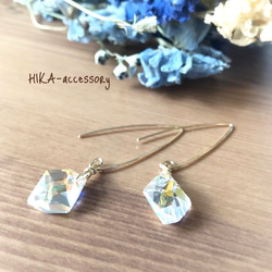 *SWAROVSKI GOLD PIERCE*     【14kgf】 1枚目の画像