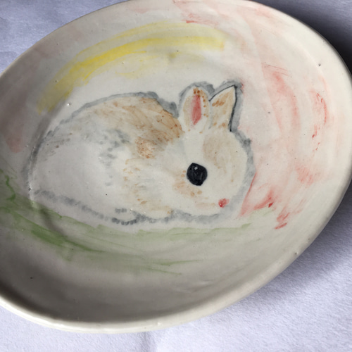 一点物 子ウサギの皿❣️ 手作り陶器 お皿立て付き うさぎ 兎 うさぎ皿