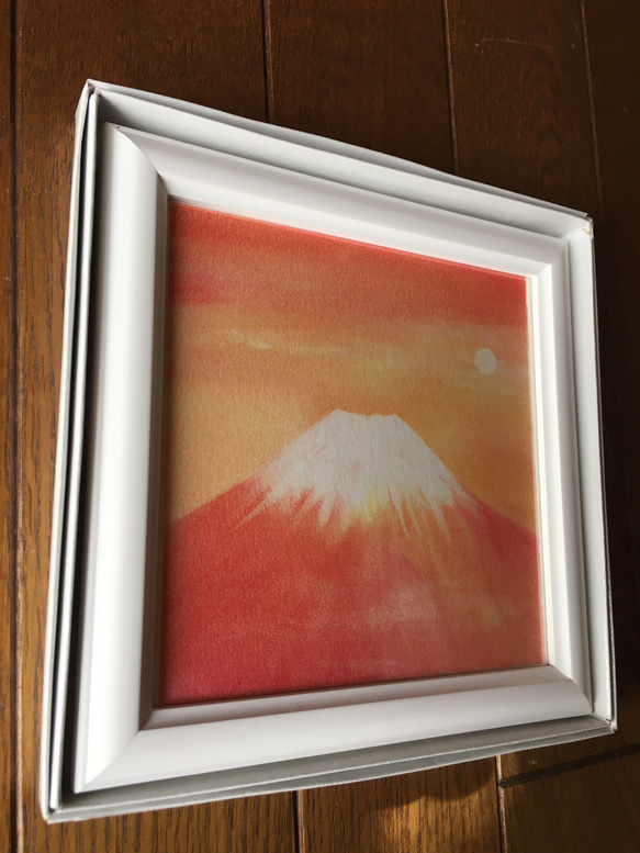 『赤富士』 朝焼け 朝富士 富士山 朝日 おぼろ月パステル画 額付き 4枚目の画像