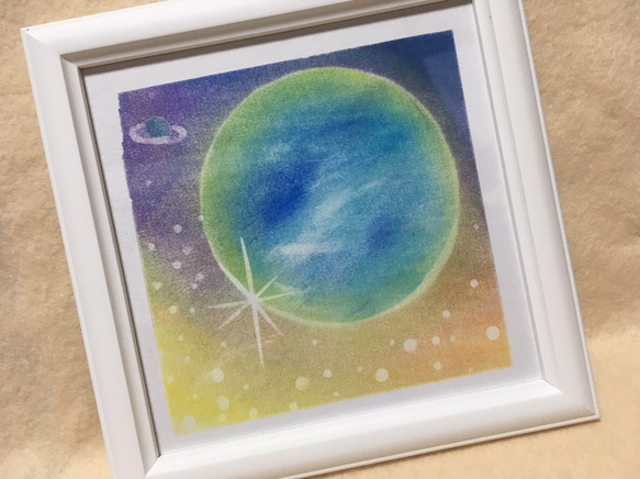『宇宙』 地球 土星 輝き パステル画 額付き 2枚目の画像