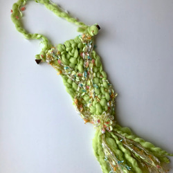 花束糸の手織りタペストリー＊緑色イエロー 3枚目の画像