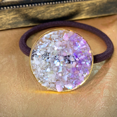 シェルのヘアゴム 紫のグラデーション レジン ヘアゴム qui 通販