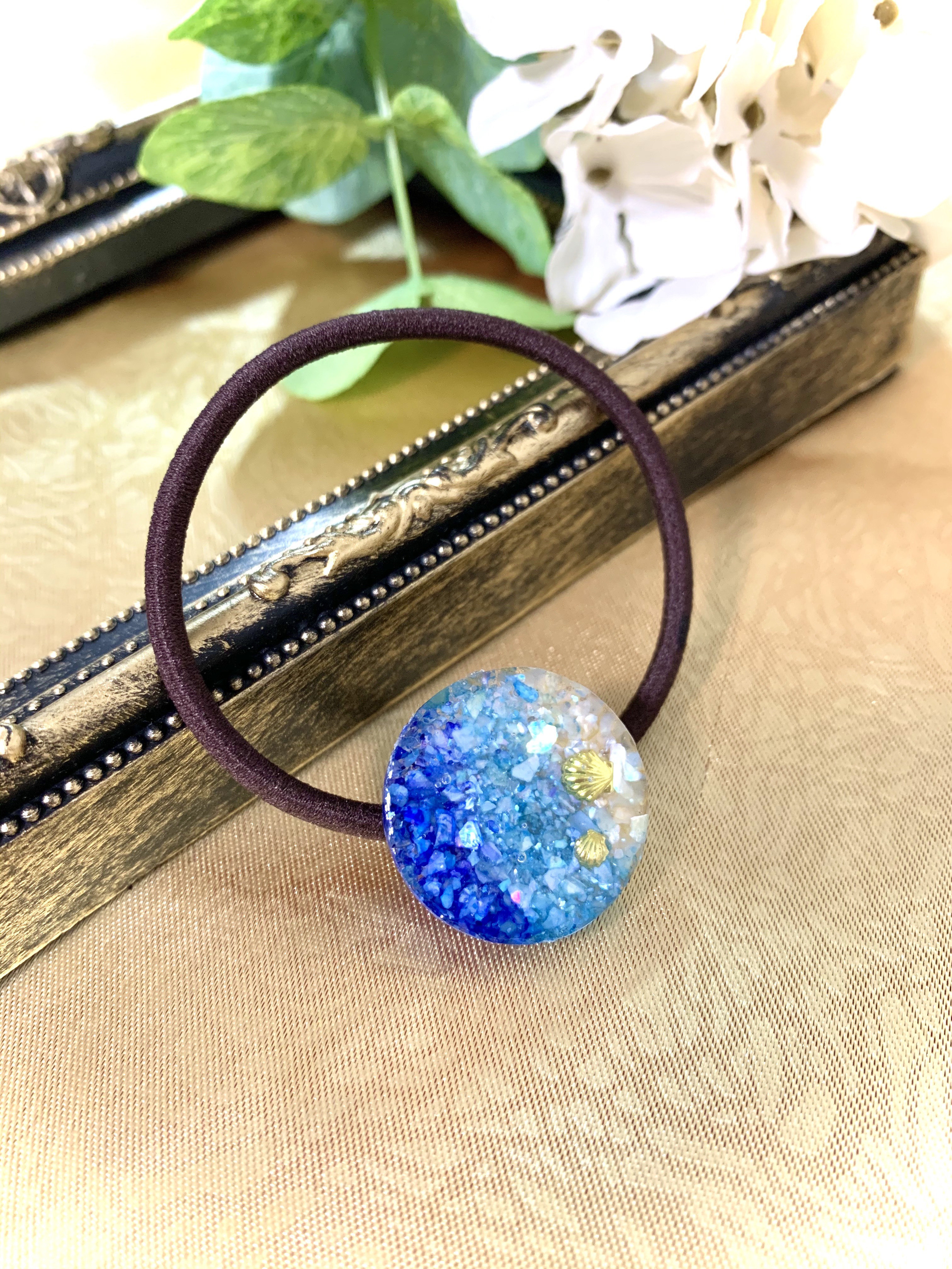 No 196☆*:.。. 海レジンヘアゴム…海レジンアクセサリー.。.:*☆ 海色ヘアゴム✳︎海レジンアート | 花と海と
