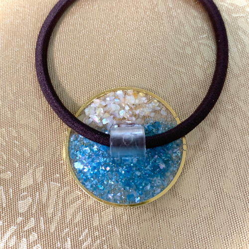 ハンドペイント金魚のアクアリウム シェルのヘアゴム 夏 アクリル