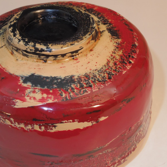 乾漆茶碗高麗茶碗写し　脱乾漆技法 (生漆で麻・和紙・地の粉の繰り返しで厚みを出して石膏型から抜き出し漆塗) 