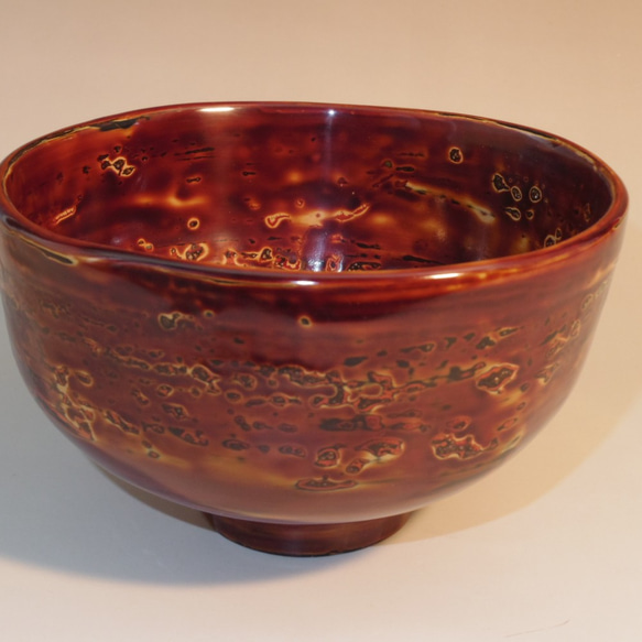 乾漆茶碗高麗茶碗写し　脱乾漆技法 (生漆で麻・和紙・地の粉の繰り返しで厚みを出して石膏型から抜き出し漆塗) 