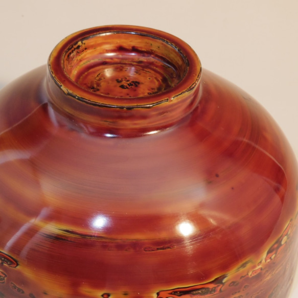 乾漆茶碗高麗茶碗写し　脱乾漆技法 (生漆で麻・和紙・地の粉の繰り返しで厚みを出して石膏型から抜き出し漆塗) 