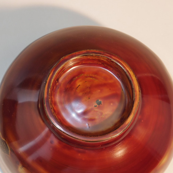 乾漆茶碗高麗茶碗写し　脱乾漆技法 (生漆で麻・和紙・地の粉の繰り返しで厚みを出して石膏型から抜き出し漆塗) 