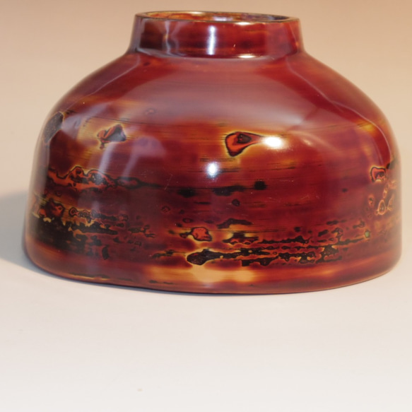 乾漆茶碗高麗茶碗写し　脱乾漆技法 (生漆で麻・和紙・地の粉の繰り返しで厚みを出して石膏型から抜き出し漆塗) 