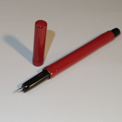 限量版 Reed 圓珠筆 雪茄形紅色毛筆 手繪產品。使用時可以稍後設置上限。 第3張的照片