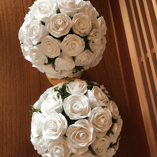白薔薇のトピアリー アートフラワー ます 通販｜Creema(クリーマ) 7045840