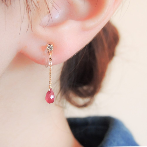 【耳環】深粉色紅寶石短鏈無孔穿孔耳環 第1張的照片