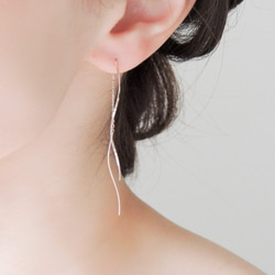 【新品】K10 /雙波浪線美式耳環（玫瑰） 第2張的照片