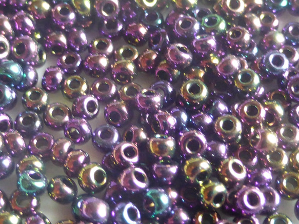 10 克 11/0 2 毫米紫色多彩寶仕奧莎捷克種子珠 第3張的照片