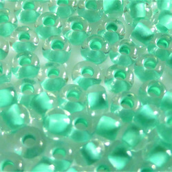 10g 11/0 2mm 透明エメラルド　PRECIOSAチェコシードビーズCzech Glass Beads 3枚目の画像
