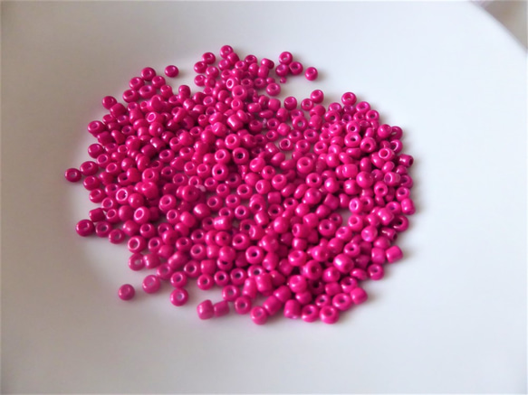 10g 2-3mm赤紫シードビーズGlass Beads 5枚目の画像