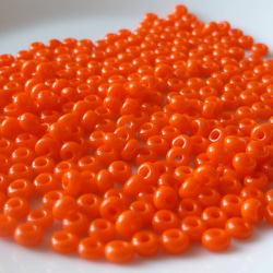 10g 11/0 2mm 不透明オレンジ【PRECIOSA】チェコシードビーズCzech Glass Beads 3枚目の画像