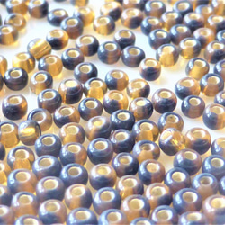10g10/01.5mm-2mm黒と黄土色混じりPRECIOSAチェコシードビーズCzech Glass Beads 3枚目の画像
