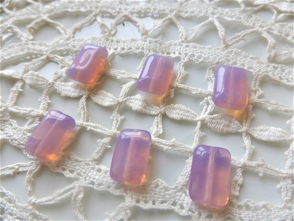 チェコビーズCzech Glass Beads長方形乳白色紫6個 2枚目の画像