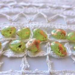 勾玉　和菓子抹茶　チェコビーズCzech Glass Beads10個 1枚目の画像