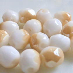 チェコビーズCzech Glass Beads玉白ベージュオーロラ１０個 1枚目の画像