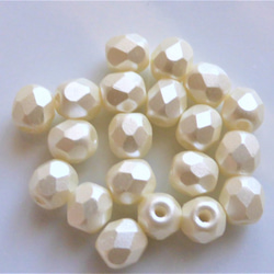 チェコビーズCzech Glass Beadsパール黄色味１０個 2枚目の画像
