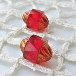 チェコビーズCzech Glass Beads女王赤２個 2枚目の画像