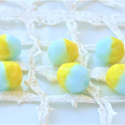 8個　FP ハーフパステル黄色水色　チェコビーズCzech Glass Beads 1枚目の画像