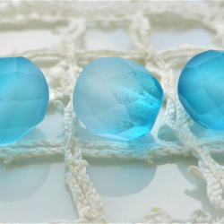 チェコビーズCzech Glass Beadsすりガラス白ブルー８個 2枚目の画像